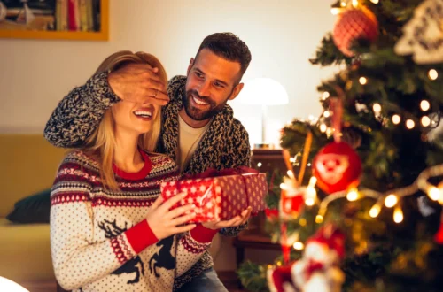 Romantic Christmas Date Night Ideas For Married Couples On A Budget